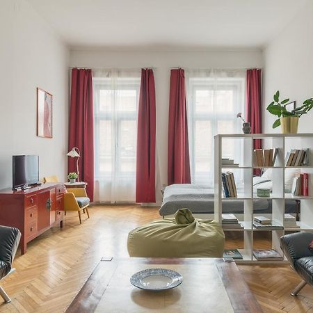 Bright & Spacious Loft With Basilica View Budapest Esterno foto