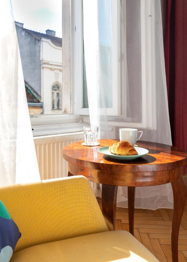 Bright & Spacious Loft With Basilica View Budapest Esterno foto